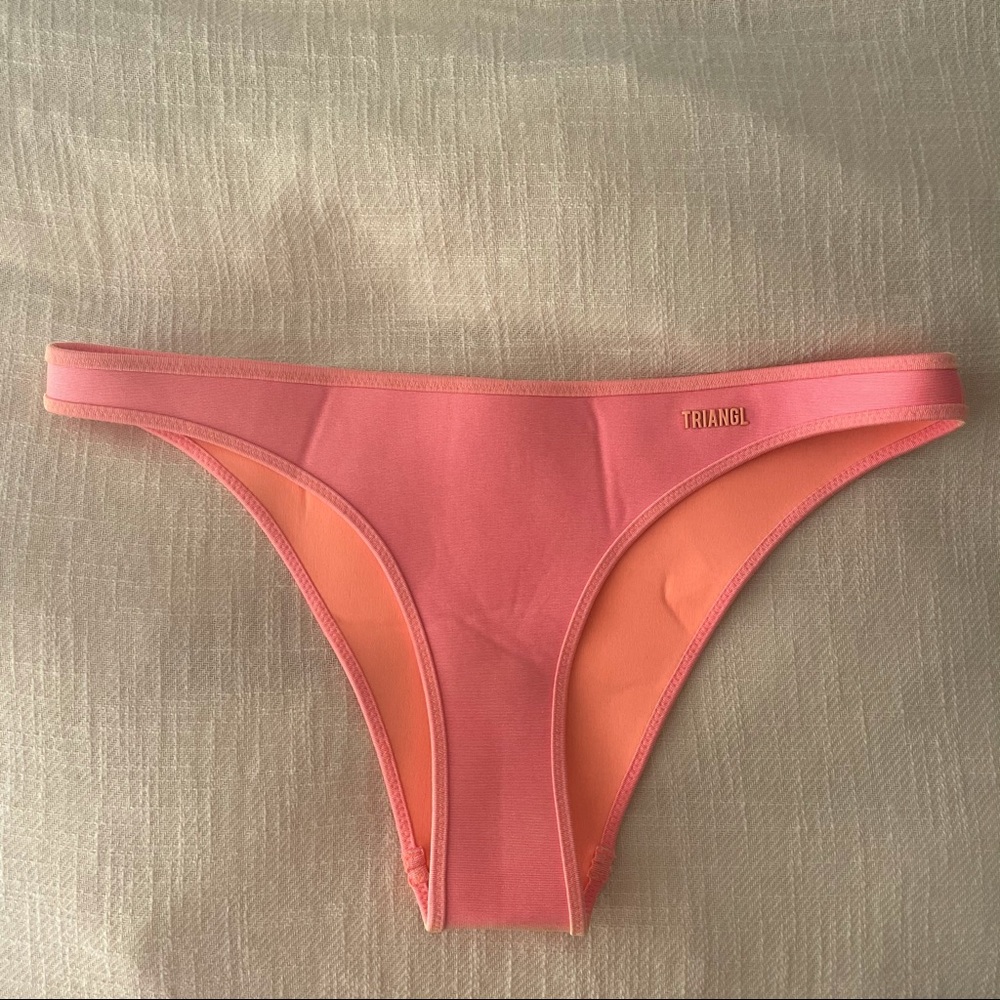 coral triangl bikini (repost)